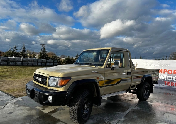 Toyota Land Cruiser cena 239000 przebieg: 25, rok produkcji 2022 z Wieleń małe 301